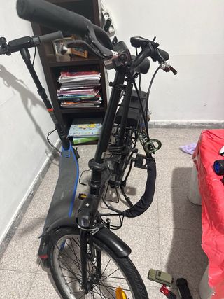 Bicicleta Eléctrica Plegable Negra
