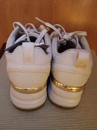 Zapatillas Skechers beige talla 38