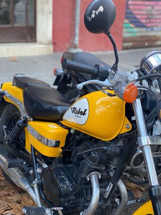 Honda Rebel 125cc Bobber/Custom 1998