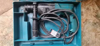 Taladro percutor Makita HR2020