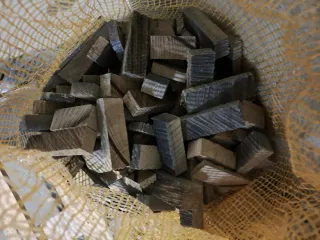 Sacos de leña de roble