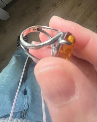 Anillo de ámbar natural. T: 14. Nuevo