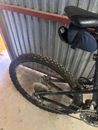 Bicicleta Montaña Rockrider gris