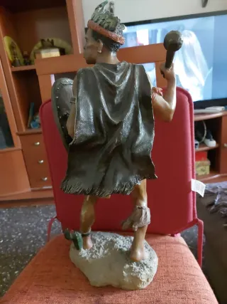 Figura Guerrero Africano ZULU