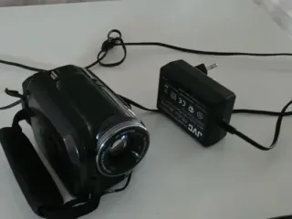 Cámara JVC HDD 30GB GZ-MG50E