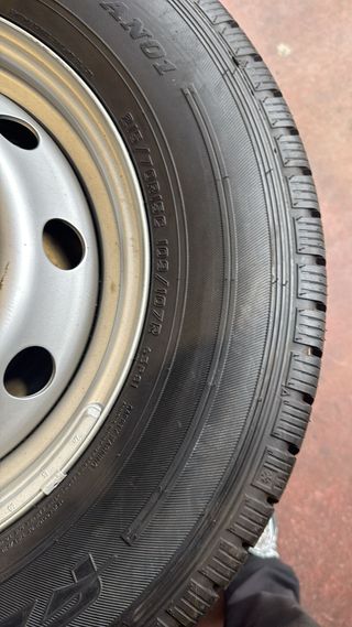 Juego 4 Llantas Falken 215/70R15C