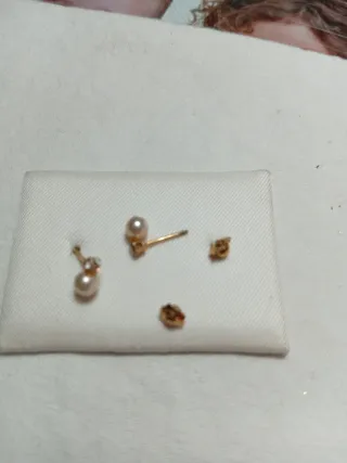 Pendientes Oro 18k Niña Perla y Circonita