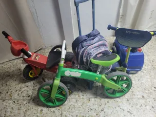 Lote de juguetes: bici, patinete y mochila usadas
