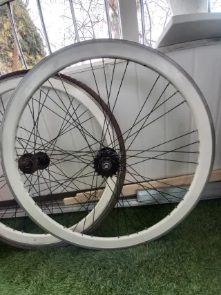 Pareja Ruedas Fixie