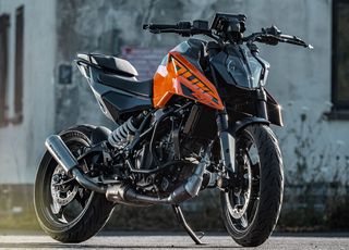 KTM 125 DUKE 2025