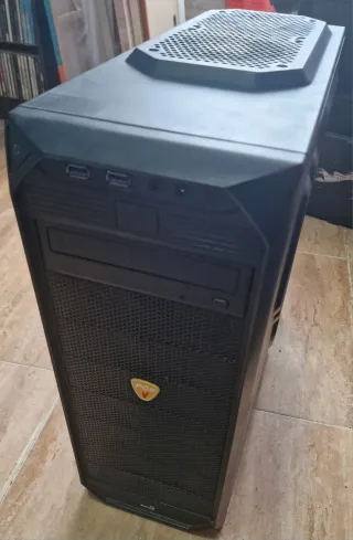Torre PC con Grabadora DVD ( LEER ANUNCIO )