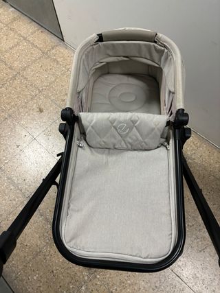 Carrito Bebé Jané Muum 2 Piezas color arena.