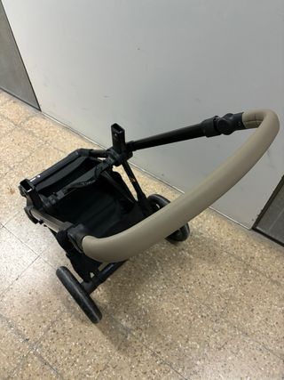 Carrito Bebé Jané Muum 2 Piezas color arena.