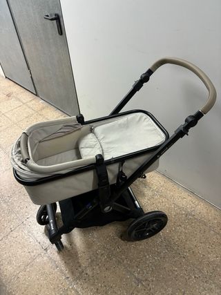 Carrito Bebé Jané Muum 2 Piezas color arena.