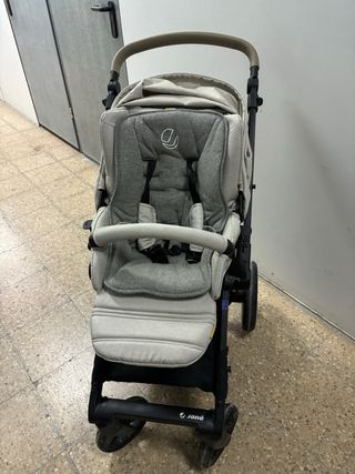 Carrito Bebé Jané Muum 2 Piezas color arena.