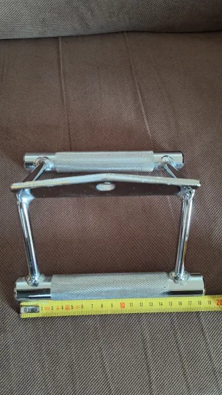 Puxador Remada Triangular Cromado