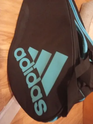 Paletero pádel Adidas negro y azul
