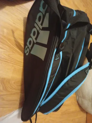Paletero pádel Adidas negro y azul