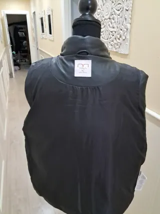 Chaleco acolchado negro mujer