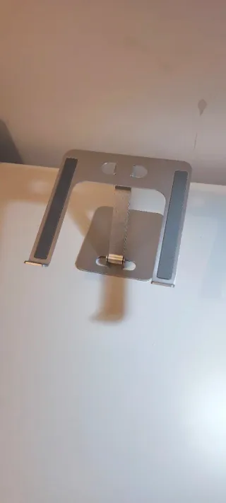 Soporte portátil plegable