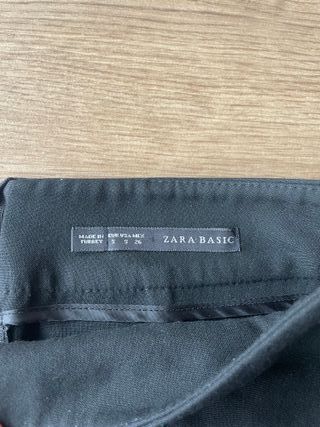 Falda Zara negra formal