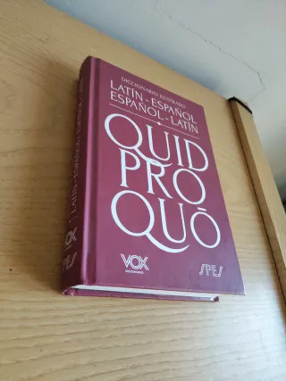 Diccionario ilustrado latín-español/ español-latín