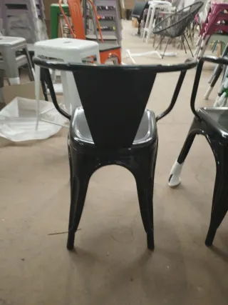 Conjunto 2 Sillas Metálicas Negras Estilo Industri