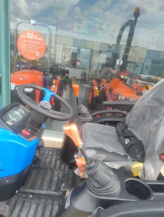 Mini tractor Solís 26 XL