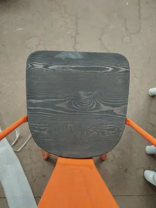 Silla Industrial Naranja Asiento Madera