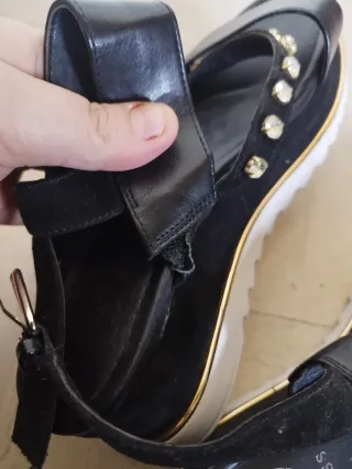 Sandali Guess zeppa neri con strass