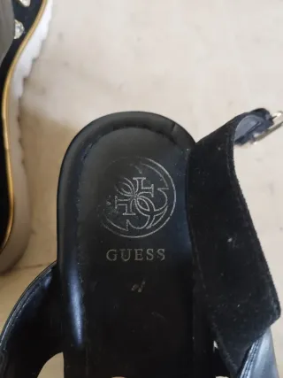 Sandali Guess zeppa neri con strass