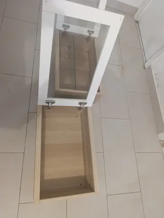 Vitrina IKEA Madera y Cristal