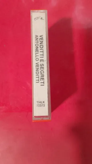 Antonello Venditti - Venduti e Segreti