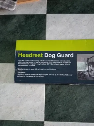 Barrera Protectora Coche Sakura