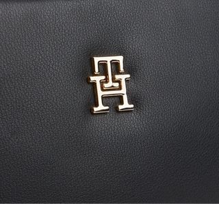 Borsa a tracolla Tommy Hilfiger nera