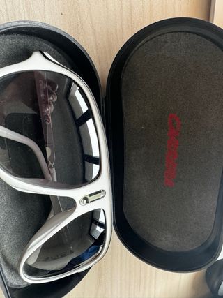 Occhiali da sole Carrera bianchi e neri