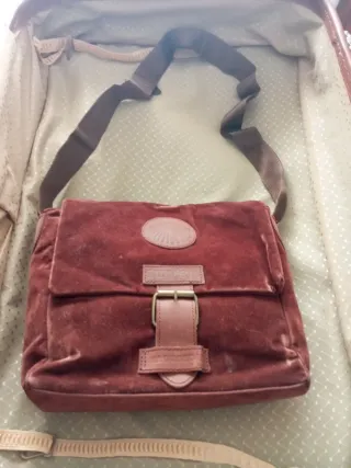 Bolso bandolera terciopelo marrón oscuro