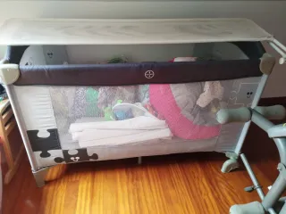 Cuna de viaje plegable