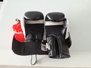 Guantes de boxeo Outshock negros