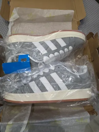 Zapatillas Adidas Campus Grises y Blancas