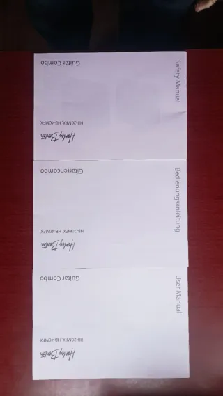 Amplificador Guitarra Harley Benton HB-20MFX