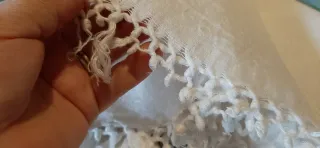 Elegante asciugamano in fiandra con inserto aida