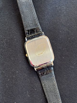 Seiko Tank Quartz Vintage Rare Old Money NOS