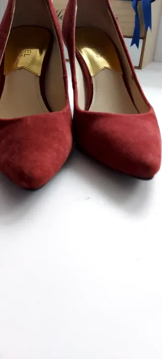 Zapatos tacón Michael Kors burdeos talla 37.5