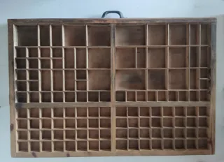 ANTIGUO CAJÓN DE IMPRENTA CHIBALETE