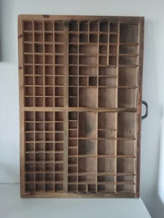 ANTIGUO CAJÓN DE IMPRENTA CHIBALETE