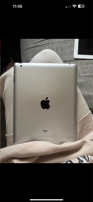 2 iPads Apple Plata