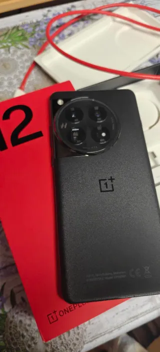 OnePlus 12 12/256 GB