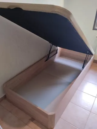 Canapé abatible madera y tela