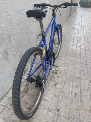Bicicleta Rockrider BTT Azul
